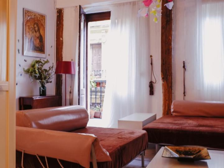 Habitaciones En Apartamento Independiente Bilbao Luaran gambar